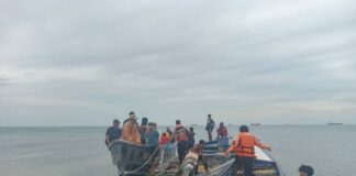 Rescatan a pescador en Punta Cardón