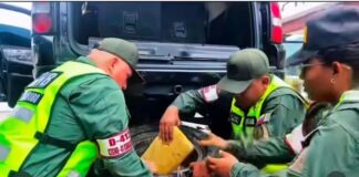 Transportaban 88 panelas de droga en grúa y caucho de repuesto