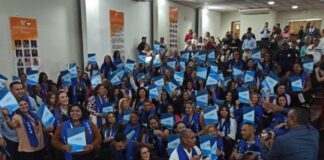 Unem egresa 98 nuevos profesionales