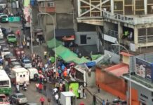 Vehículo se precipita desde un tercer nivel en Petare dejando once heridos