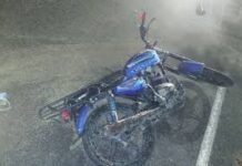 Vigilante perdió la vida al colisionar la moto con un vehículo en Coro