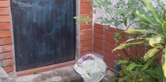 Abandonan a una recién nacida en la puerta de una casa