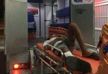 Adolescente sufrió fractura en deslizamiento de moto