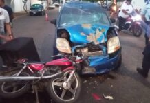Barbero colisionó la moto que conducía con un carro en Coro