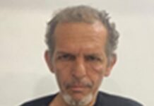 Detenido por golpear a su madre de 77 años