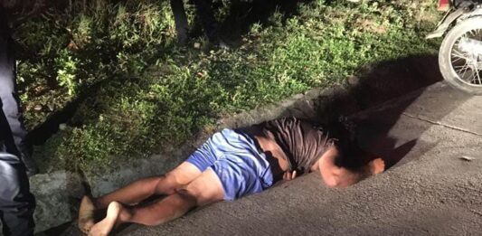 Motorizado falleció al chocar con un poste