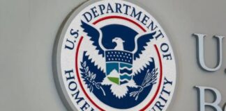 EE.UU. ordena la salida inmediata a más de 500.000 personas tras revocar el parole humanitario