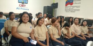 Estudiantes de la UEN Alí Primera presentaron sus proyectos comunitarios