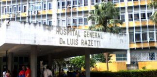 Traumatólogo que amputó la pierna equivocada a abuela de 83 años se entregó