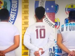 Tres detenidos por venta ilegal de divisas
