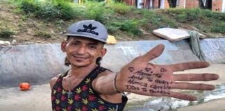 Venezolano muere en una riña por unos desodorantes robados