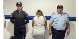 Intentó ingresar drogar en un centro policial