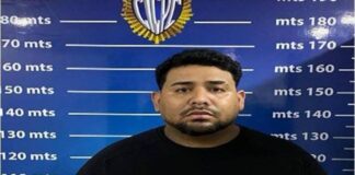 Vendía dólares por Whatsapp a sus conocidos y luego los bloqueaba para no entregar el dinero