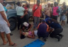 Adolescentes se cayó de moto en marcha