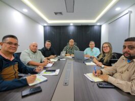 Autoridades impulsan la economía de Paraguaná enfocados en las 7T