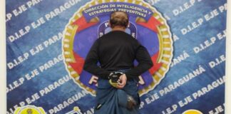 Detienen a andamiero por violencia verbal y psicológica en contra de una niña y una adolescente