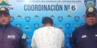 Detienen a hombre solicitado en Azaro