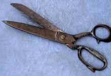 Funcionario policial interviene en una pelea y le clavaron una tijera en el pecho en Punto Fijo