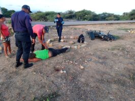 Hombre rodó de la moto en Sabana Larga