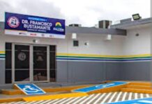 Mujer en estado de ebriedad cayó de una moto en marcha