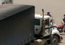 Oficial de la PNB fallece tras ser arrollada por una gandola