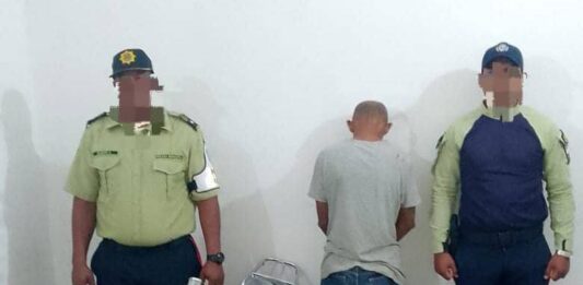 Polimiranda detuvo a sexagenario por posesión de droga en barrio Cruz Verde
