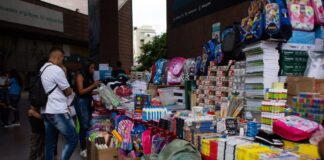 La Sundde realiza operativo nacional en ferias escolares y ventas de uniformes y calzados