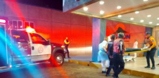 Accidente entre moto y carro dejó un lesionado en Puerta Maraven