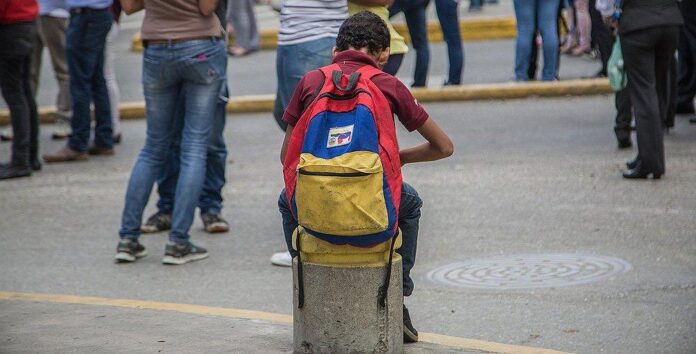Cmdnna en el Municipio Falcón, refuerza planes de atención a menores ante posibles riesgos