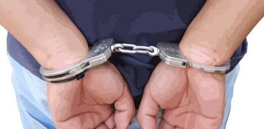 Condenado a 18 años de cárcel por abusar de una mujer con discapacidad Condenado a 18 años de cárcel por abusar de una mujer con discapacidad / Coro | Dos detenidos y un herido, el saldo de una riña / Perú | Capturan a presunto delincuente venezolano tras tiroteo
