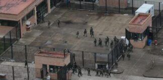 Al menos 14 fallecidos deja enfrentamiento en una cárcel de Ecuador