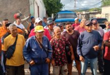 Usuarios preocupados ante la reducción en el suministro de gasolina en la Estación de Servicio La Reforma