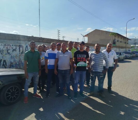 Conductores de carritos por puestos de Cruz Verde renuncian a la línea por atropellos del IMTT