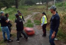 Hallan a motorizado fallecido tras presunto accidente