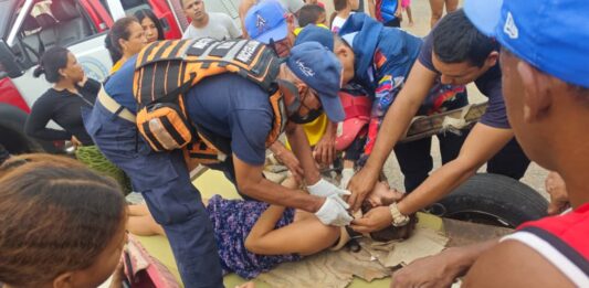 Adolescentes lesionadas en deslizamiento de moto en Los Rosales