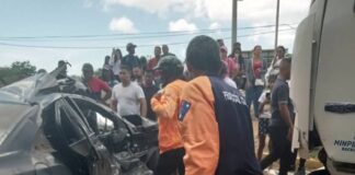 Choque de gandola con vehículo dejó dos lesionados en Punto Fijo