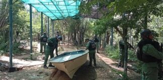 Fanb desmantela campamento clandestino para construcción de narcoembarcaciones