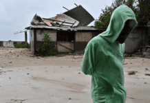 Melissa avanza hacia Jamaica con vientos catastróficos de 280 km/h