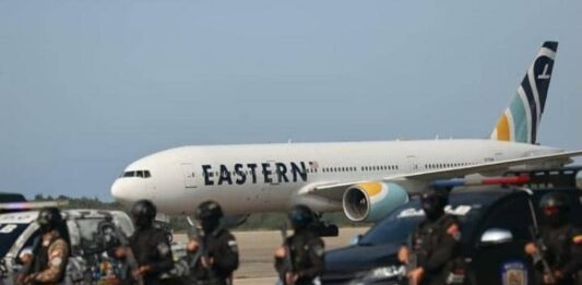 Llegó otro vuelo con venezolanos repatriados desde EEUU Llegó otro vuelo con venezolanos repatriados desde EEUU