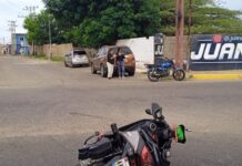 Choque entre moto y camioneta dejó un lesionado