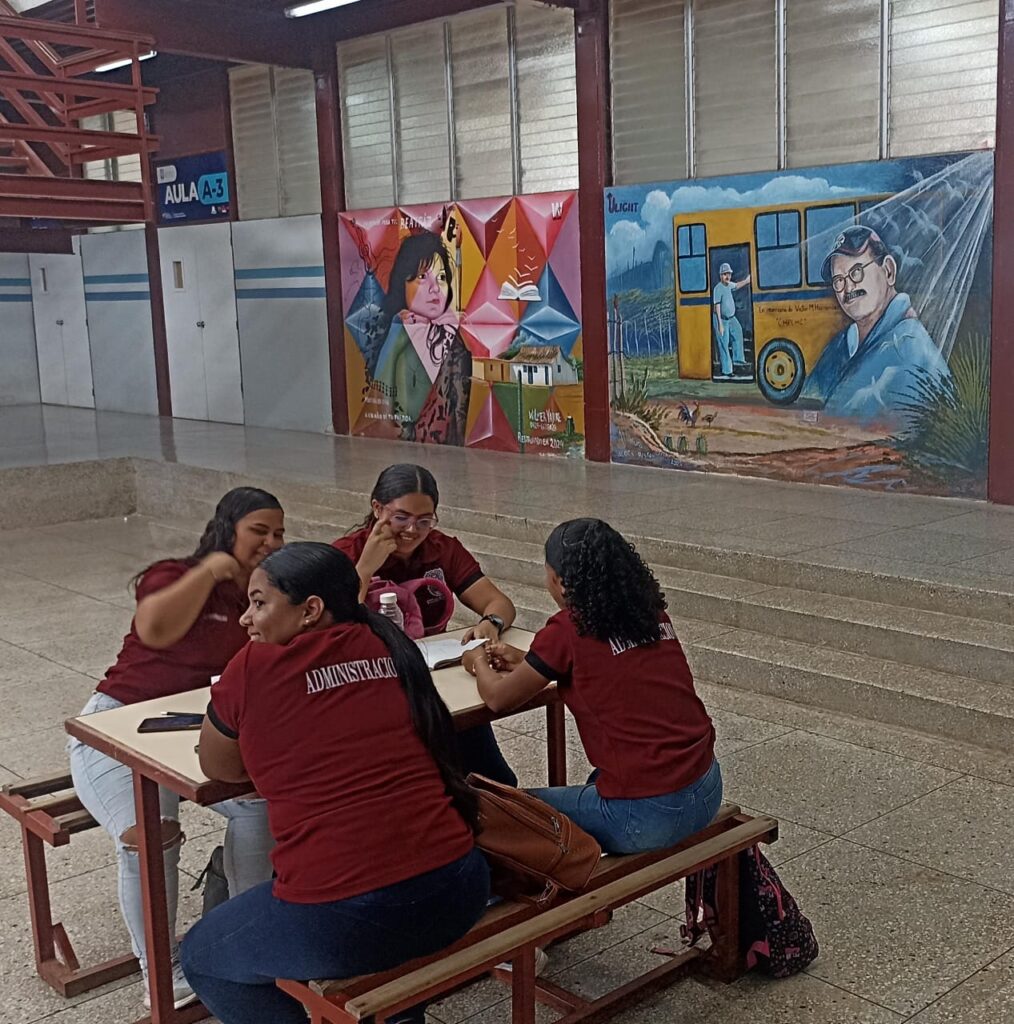 Decano de LUZ Punto Fijo crea estrategias para restituir la institucionalidad