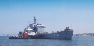 Buque de la Armada encalló en costas del municipio Zamora