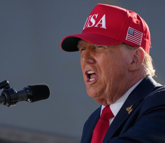 Trump anuncia ataque a otra lancha en el Caribe