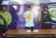 Detenido en Punto Fijo por pagar una comida con capture falso