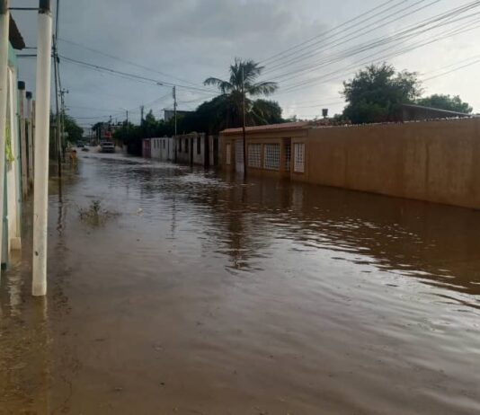 Más de 40 familias afectadas por inundación del Parcelamiento Hilaria de Medina Más de 40 familias afectadas por inundación del Parcelamiento Hilaria de Medina