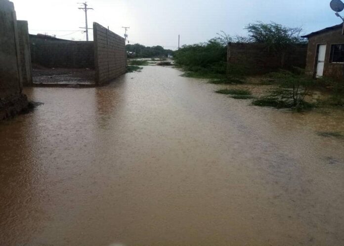 Afectada-transitabilidad-Alí-Primera-Coro-relleno-lluvias Afectada transitabilidad del sector Alí Primera de Coro por relleno y las lluvias