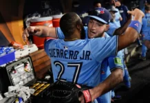 Yesavage, Guerrero y Azulejos, a un triunfo de ganar la Serie Mundial Yesavage, Guerrero y Azulejos, a un triunfo de ganar la Serie Mundial