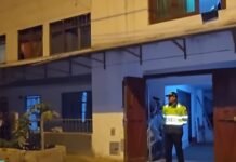 Adolescente venezolana murió electrocutada mientras manipulaba su celular Adolescente venezolana murió electrocutada mientras manipulaba su celular