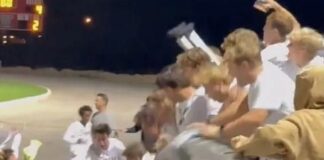 Cinco estudiantes y dos futbolistas heridos al derrumbarse grada +VIDEO