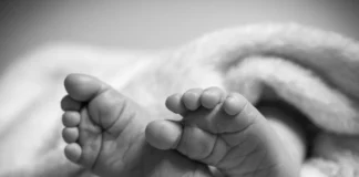 Por el homicidio de su hija recién nacida quedó privada de libertad